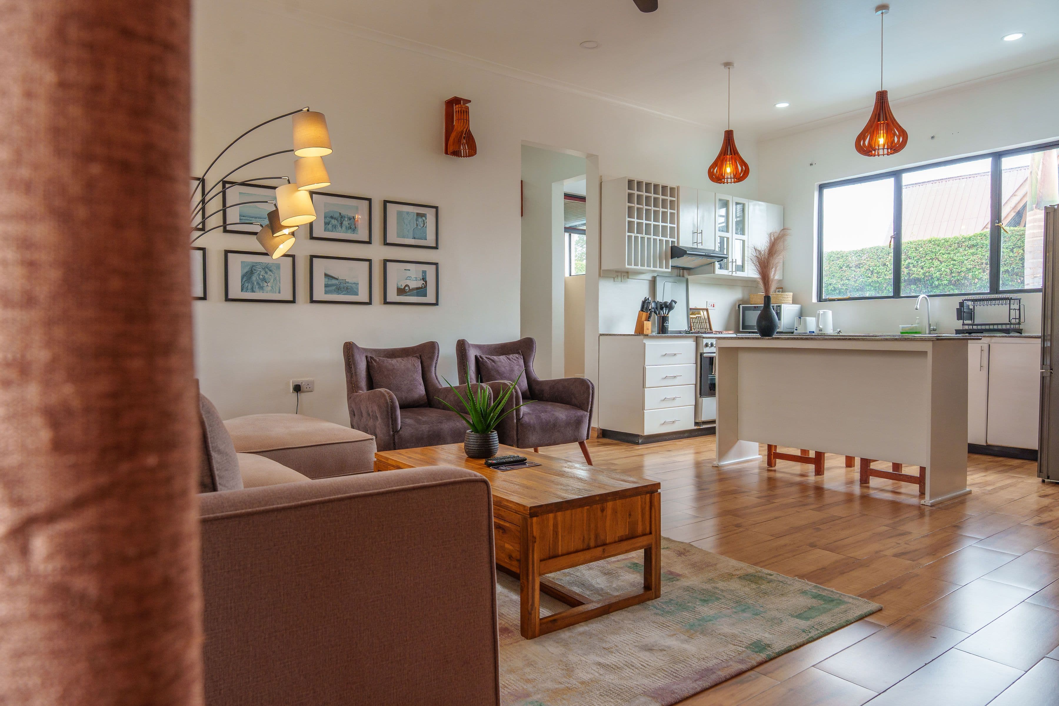 Modern 3-Bedroom Apartment with Ocean View - Thumbnail 3
